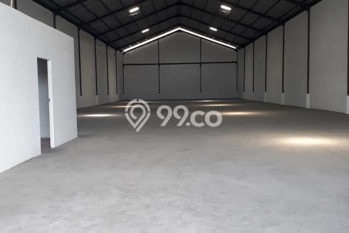 Unit Gudang Paling Strategis di Asemrowo Surabaya dengan LB 980m2 Unit Gudang Paling Strategis di Asemrowo Surabaya dengan LB 980m2