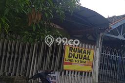 Hunian Cantik Modern Lb 108m2 di Tandes, Surabaya Hunian Cantik Modern Lb 108m2 di Tandes, Surabaya