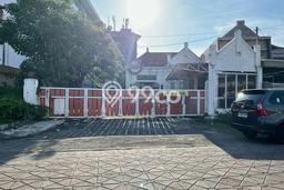 Ruko Disewakan di Kawasan Ramai Tegalsari, Surabaya Ruko Disewakan di Kawasan Ramai Tegalsari, Surabaya