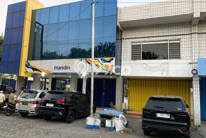Ruko disewakan di Kenjeran Surabaya dengan luas bangunan 100m2 Ruko disewakan di Kenjeran Surabaya dengan luas bangunan 100m2