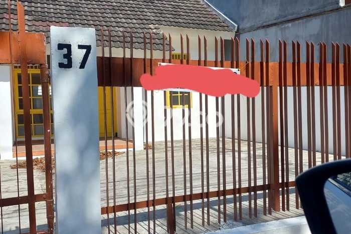 Dijual Cepat Rumah Bagus Siap Huni LB 168m2 di Benowo, Surabaya Dijual Cepat Rumah Bagus Siap Huni LB 168m2 di Benowo, Surabaya