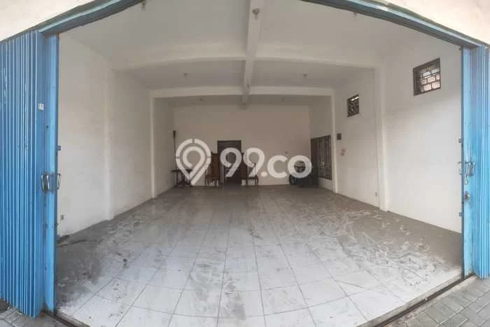 Area Ramai! Ruko Dijual di Benowo untuk Bisnis Luas Bangunan 196m2 Area Ramai! Ruko Dijual di Benowo untuk Bisnis Luas Bangunan 196m2
