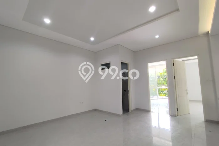 Dijual Rumah Premium dengan Fasilitas Sekitar Lengkap di Sukolilo, Surabaya Dijual Rumah Premium dengan Fasilitas Sekitar Lengkap di Sukolilo, Surabaya