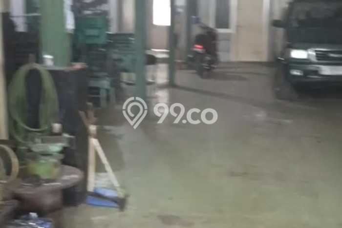 Unit Komersial Dijual di Krembangan Surabaya Luas Tanah 260m2, Luas Bangunan 260m2 Unit Komersial Dijual di Krembangan Surabaya Luas Tanah 260m2, Luas Bangunan 260m2