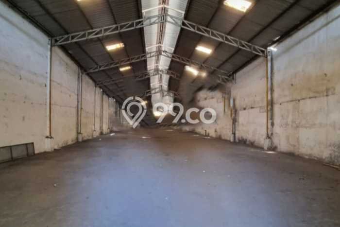 Gudang Bagus Dijual LB 694m2 Lokasi Strategis Surabaya Area Cocok untuk Bisnis Gudang Bagus Dijual LB 694m2 Lokasi Strategis Surabaya Area Cocok untuk Bisnis