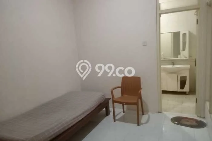 For Sale Rumah 2 Kamar Lokasi Ideal Nyaman dan Strategis di Sukolilo For Sale Rumah 2 Kamar Lokasi Ideal Nyaman dan Strategis di Sukolilo