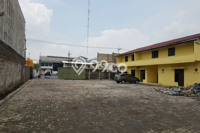 Gudang Dijual Lokasi Stratagis di Tandes Surabaya Cocok untuk Bisnis Gudang Dijual Lokasi Stratagis di Tandes Surabaya Cocok untuk Bisnis