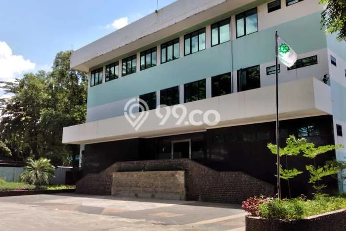 Pabrik Dijual di Ciracas LT 1651m2, LB 7370m2 untuk Investasi Pabrik Dijual di Ciracas LT 1651m2, LB 7370m2 untuk Investasi