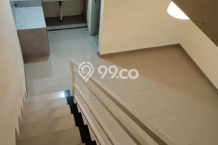 BEST LOCATION! Rumah di Cengkareng Barat, Dekat Stasiun, 2 KT, LT 48m² LB 75m² BEST LOCATION! Rumah di Cengkareng Barat, Dekat Stasiun, 2 KT, LT 48m² LB 75m²
