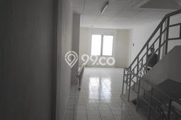 Ruko For Rent di Cengkareng Barat, Luas 150m², Area Bisnis, Siap Usaha Ruko For Rent di Cengkareng Barat, Luas 150m², Area Bisnis, Siap Usaha