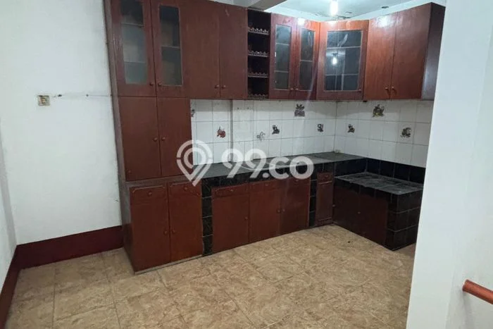 LOKASI TERBAIK! Ruko di Pegadungan, Luas 200m², Area Bisnis LOKASI TERBAIK! Ruko di Pegadungan, Luas 200m², Area Bisnis