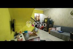 Rumah Dengan Harga Terbaik 2 Kamar Tidur Akses Mudah di Jantung Kota Taman Surya, Jakarta Barat Rumah Dengan Harga Terbaik 2 Kamar Tidur Akses Mudah di Jantung Kota Taman Surya, Jakarta Barat
