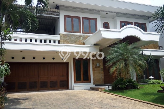 For Sale Hunian Elegan Klasik di Jakarta Selatan For Sale Hunian Elegan Klasik di Jakarta Selatan