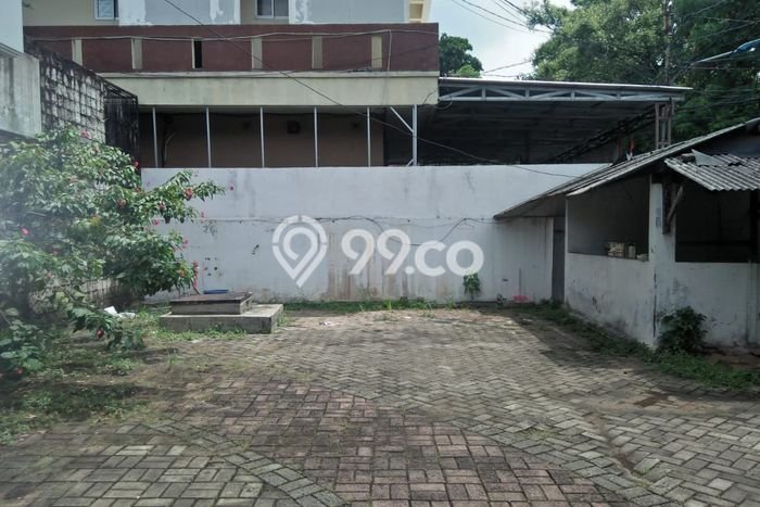 Rumah Mewah Akses Mudah di Jakarta Barat Rumah Mewah Akses Mudah di Jakarta Barat