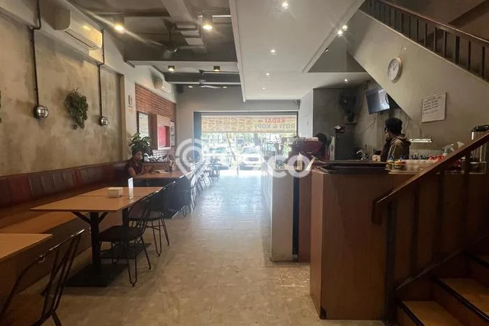 Disewakan Ruko di Kawasan Ramai Bintaro Luas 208m2 Disewakan Ruko di Kawasan Ramai Bintaro Luas 208m2