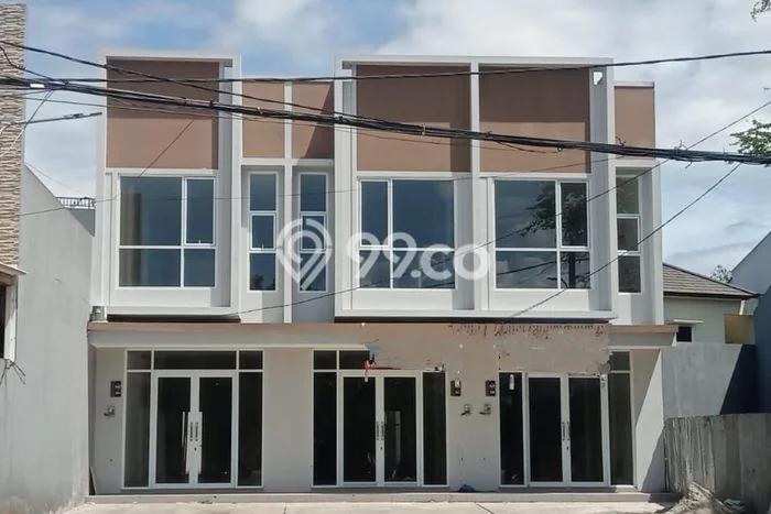 Ruko Dijual di Tangerang Selatan LT 135m2 & LB 152m2 Lokasi Terbaik! Ruko Dijual di Tangerang Selatan LT 135m2 & LB 152m2 Lokasi Terbaik!