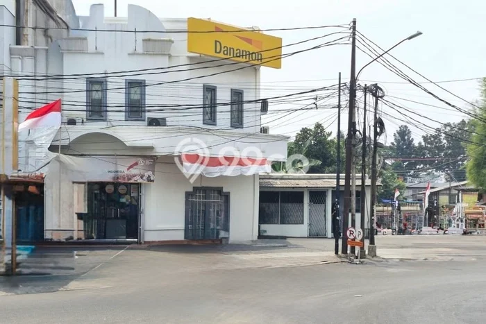 Dijual Ruko Hoek Strategis di Taman Semanan Indah / T S I Dijual Ruko Hoek Strategis di Taman Semanan Indah / T S I