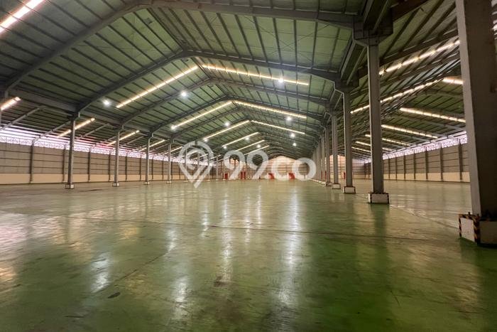Gudang bagus disewakan di Cikarang Pusat Bekasi dengan LB 11000m2 harga sewa terbaik Gudang bagus disewakan di Cikarang Pusat Bekasi dengan LB 11000m2 harga sewa terbaik