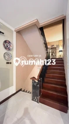Ready to Use! Luxury House LT 340m2 Desain Elegan di Sektor 7-Bintaro Ready to Use! Luxury House LT 340m2 Desain Elegan di Sektor 7-Bintaro