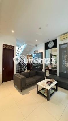 Ready to Use! Premium House LT 203m2 Desain Elegan di Sektor 9-Bintaro Ready to Use! Premium House LT 203m2 Desain Elegan di Sektor 9-Bintaro