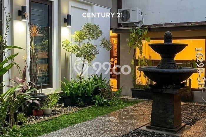 Dijual Rumah Mewah Elegan Dengan View Cantik di Bintaro, Tangerang Selatan Dijual Rumah Mewah Elegan Dengan View Cantik di Bintaro, Tangerang Selatan