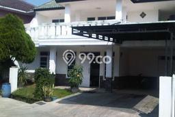 Rumah Luas Asri 4 KT Siap Pakai di Buah Batu Bandung Rumah Luas Asri 4 KT Siap Pakai di Buah Batu Bandung