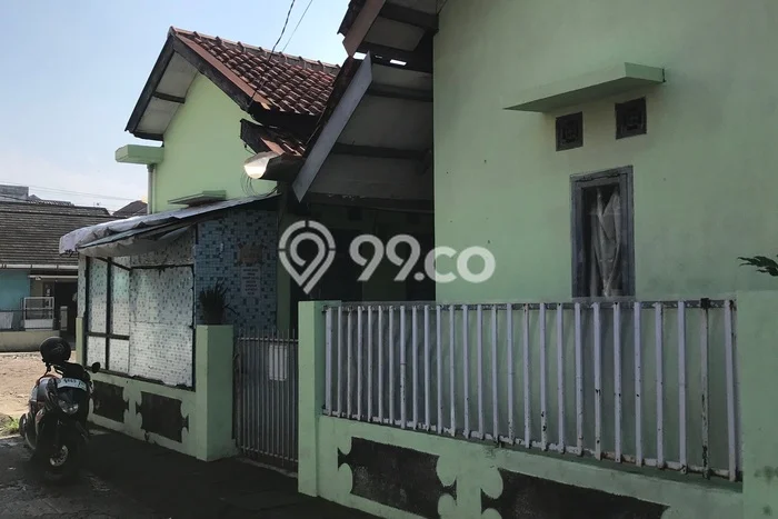 Rumah Kost Dijual di Buah Batu Bandung Luas 150m2 Rumah Kost Dijual di Buah Batu Bandung Luas 150m2