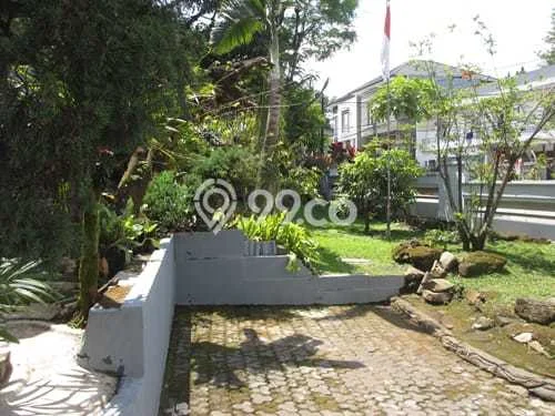 Rumah Modern LT 908m2m² Terawat di Sukajadi, Dekat Sekolah, Bandung Rumah Modern LT 908m2m² Terawat di Sukajadi, Dekat Sekolah, Bandung