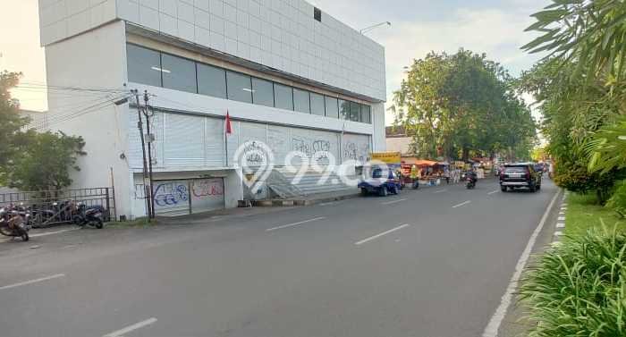 Area Ramai! Komersial Dijual di Tambaksari untuk Bisnis Luas Bangunan 750m2 Area Ramai! Komersial Dijual di Tambaksari untuk Bisnis Luas Bangunan 750m2