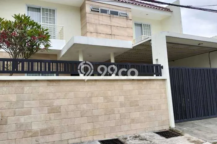 Dijual Rumah Elit Exclusive di Dukuh Pakis, Surabaya Dijual Rumah Elit Exclusive di Dukuh Pakis, Surabaya