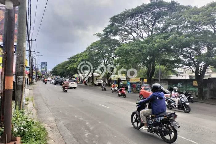 Siap Disewakan Tanah di Wiyung Luas 4400m2 Area Potensial Siap Disewakan Tanah di Wiyung Luas 4400m2 Area Potensial