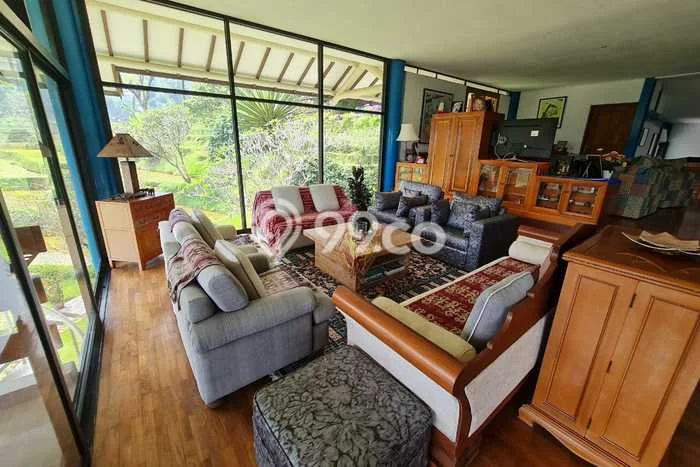 Vila Kawasan , Area 8400m2m², Akses Mudah Pusat Kota Vila Kawasan , Area 8400m2m², Akses Mudah Pusat Kota