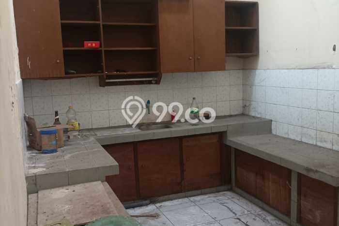 Disewakan Ruko komersial di Semarang Tengah luas bangunan 162m2 Disewakan Ruko komersial di Semarang Tengah luas bangunan 162m2