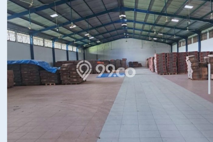 Lokasi Strategis! Dijual Gudang Bisnis di Colomadu, Karanganyar Kondisi Baik Lokasi Strategis! Dijual Gudang Bisnis di Colomadu, Karanganyar Kondisi Baik