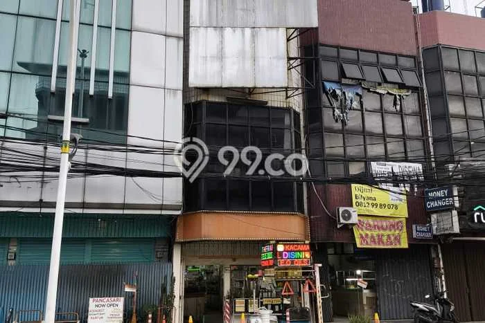 Unit Ruko Dijual di Jakarta Pusat LT 133m2 & LB 333m2 Unit Ruko Dijual di Jakarta Pusat LT 133m2 & LB 333m2