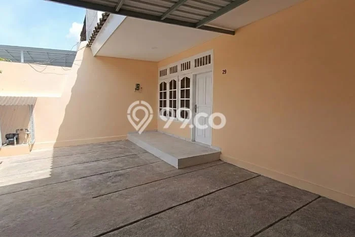 Rumah Disewakan Jakarta Barat LT 160m2 LB 120m2 Area Permata Buana Rumah Disewakan Jakarta Barat LT 160m2 LB 120m2 Area Permata Buana