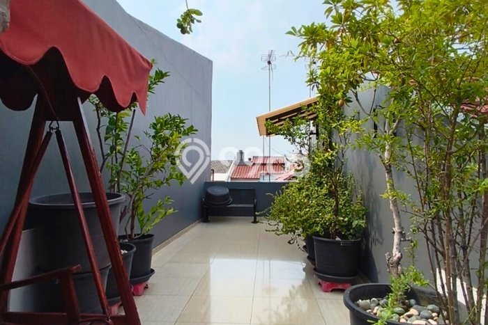 Rumah Elit Modern Tanpa Renovasi di Tomang Jakarta Barat Rumah Elit Modern Tanpa Renovasi di Tomang Jakarta Barat