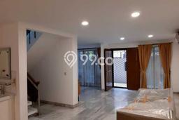 Jual Rumah Luas Elegan Dengan View Eksklusif di Tomang, Jakarta Barat Jual Rumah Luas Elegan Dengan View Eksklusif di Tomang, Jakarta Barat