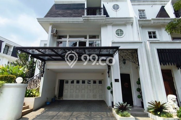 Rumah Luxury Modern Tanpa Renovasi di Meruya Jakarta Barat Rumah Luxury Modern Tanpa Renovasi di Meruya Jakarta Barat