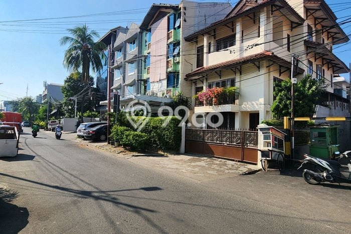 Cocok Untuk Investasi! Dijual Kost di Cideng 15 Kamar Cocok Untuk Investasi! Dijual Kost di Cideng 15 Kamar