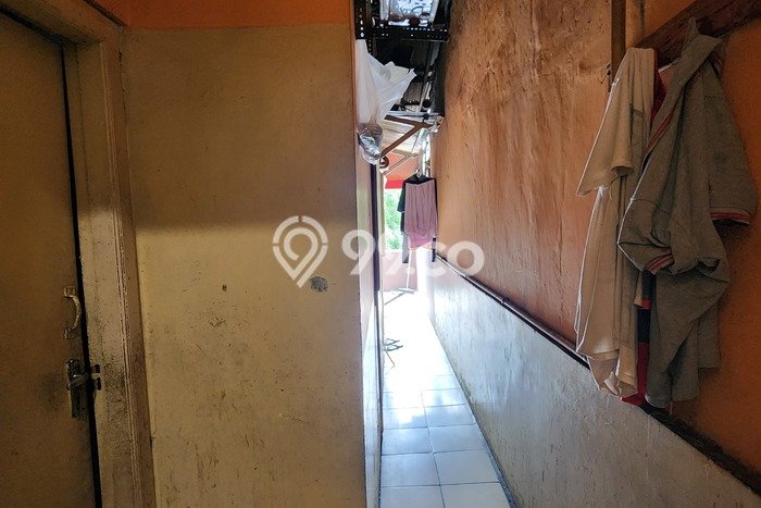 Ruko Dijual di Prime Area Jakarta Barat Luas 300m2 Ruko Dijual di Prime Area Jakarta Barat Luas 300m2