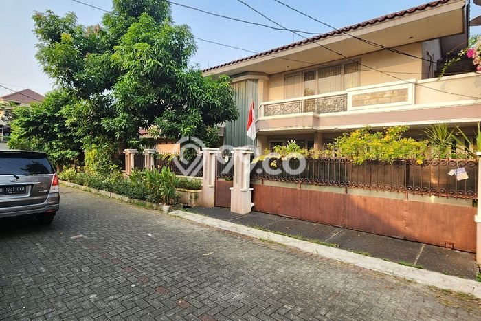 Rumah Elit LB 500m2 Siap Huni Desain Elegan di Daan Mogot, Jakarta Barat Rumah Elit LB 500m2 Siap Huni Desain Elegan di Daan Mogot, Jakarta Barat
