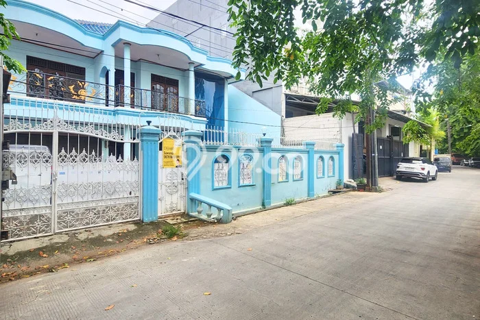 Dijual Rumah Luas Megah Dengan View Eksklusif di Jelambar, Jakarta Barat Dijual Rumah Luas Megah Dengan View Eksklusif di Jelambar, Jakarta Barat