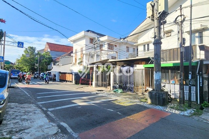 Jual Rumah Luas Elegan Dengan View Eksklusif di Bendungan Hilir, Jakarta Pusat Jual Rumah Luas Elegan Dengan View Eksklusif di Bendungan Hilir, Jakarta Pusat