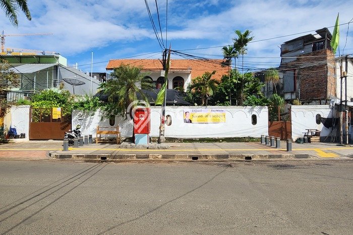 Rumah Elit Modern Tanpa Renovasi di Tomang Jakarta Barat Rumah Elit Modern Tanpa Renovasi di Tomang Jakarta Barat