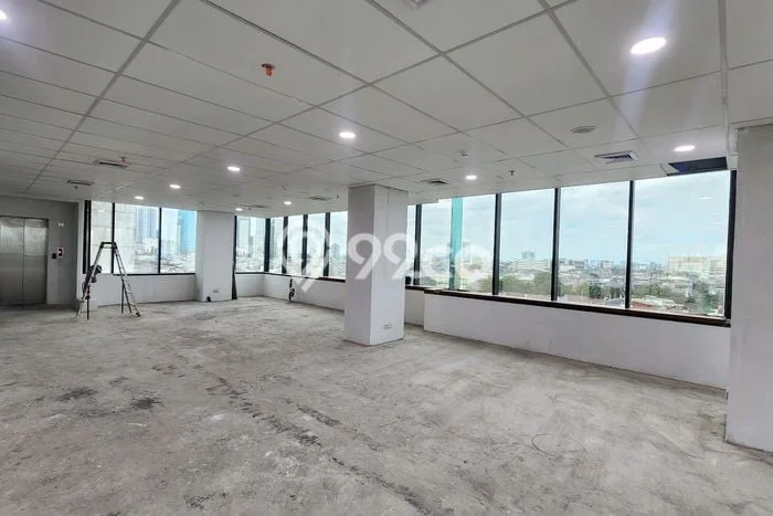Disewakan Kantor di Kawasan Ramai Tomang Luas 330m2 Disewakan Kantor di Kawasan Ramai Tomang Luas 330m2