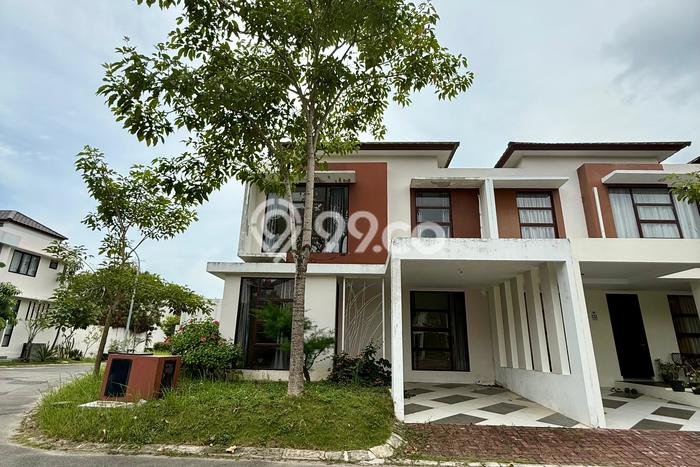 Disewakan! Rumah 3 Kamar Tidur &
2 Kamar Mandi di Batam Centre, Batam Disewakan! Rumah 3 Kamar Tidur &
2 Kamar Mandi di Batam Centre, Batam