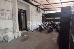 DIJUAL CEPAT! Rumah Ready Stock Area Strategis Surya Sumantri, LT 210m² Bangunan 450m² DIJUAL CEPAT! Rumah Ready Stock Area Strategis Surya Sumantri, LT 210m² Bangunan 450m²