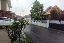 Jual Rumah Modern 5 KT di Bandung Kota, Bandung Jual Rumah Modern 5 KT di Bandung Kota, Bandung