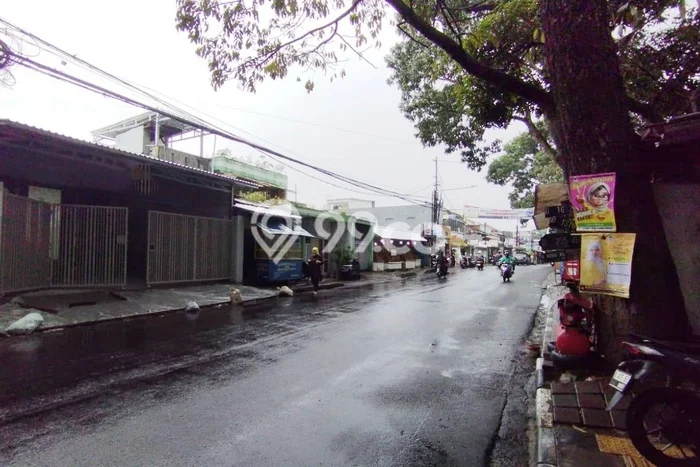 Ruko Disewa di Bandung dengan LB 240m2 Area Komersial Ramai Ruko Disewa di Bandung dengan LB 240m2 Area Komersial Ramai